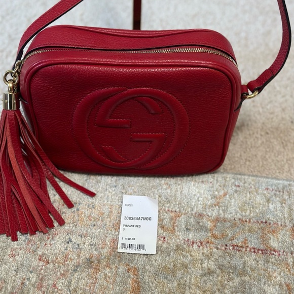 Gucci Soho Leather Disco Bag in Vibrant Red - Picture 2 of 2